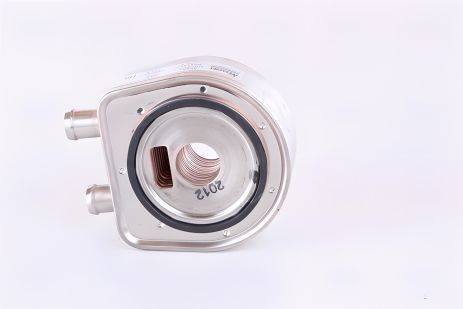 Масляний радіатор NISSAN, OPEL, RENAULT (Nissens)