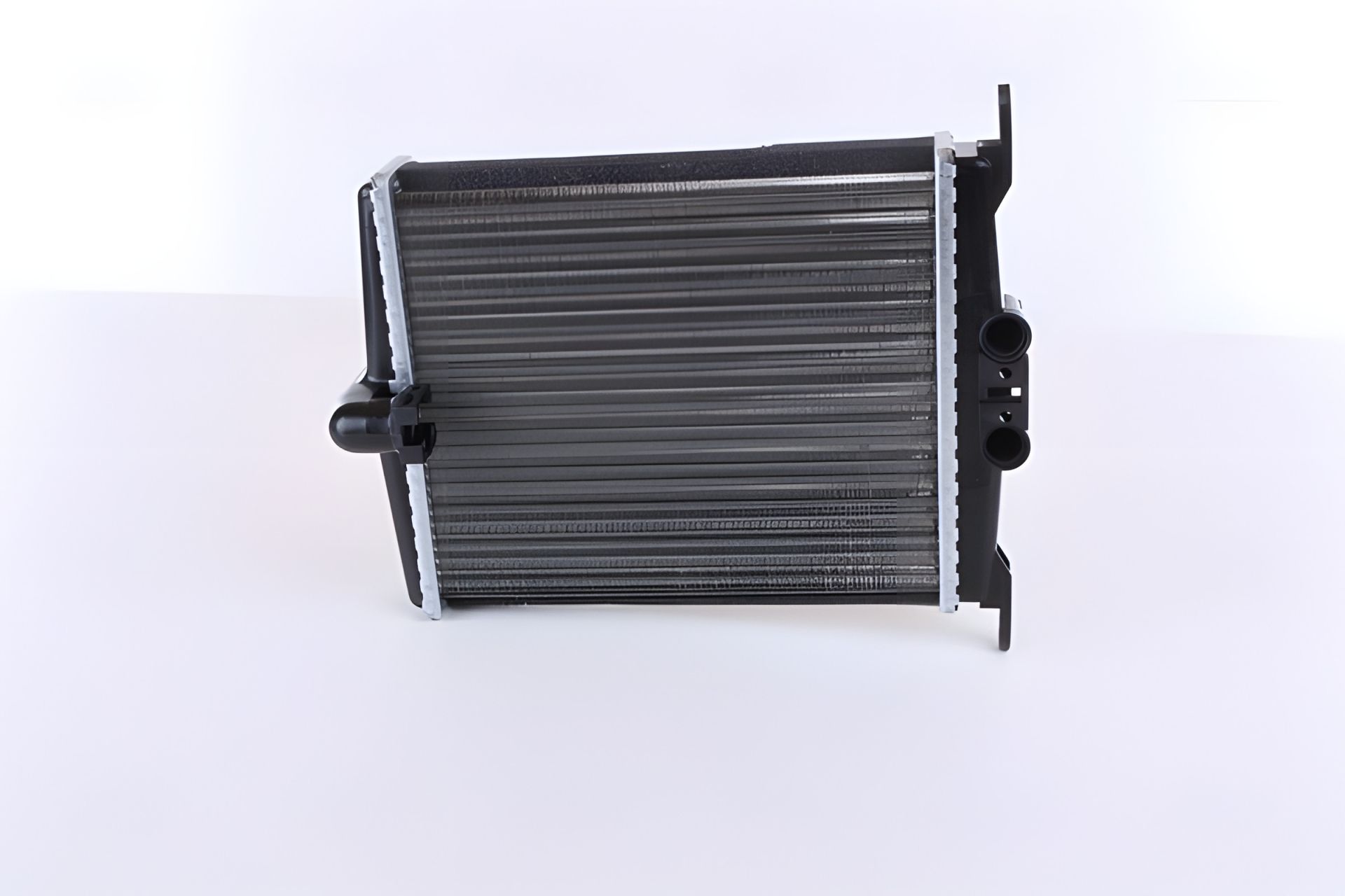 Радіатор обігрівача MERCEDES S-CLASS W 140 (91-) Nissens Радіатор обігрівача MERCEDES S-CLASS W 140 (91-) Nissens