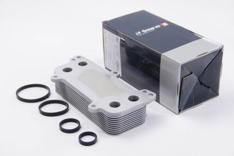 Радіатор масляний T5 2.5TDI 03-, JP Group (1113500800) Радіатор масляний T5 2.5TDI 03-, JP Group (1113500800)