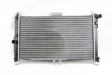 Радиатор охлаждения для LANOS 1.3i 97- (AC+), LORO (0110170001)