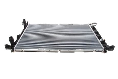Радиатор системы охлаждения PORSCHE MACAN, AUDI A4, VALEO (735472)
