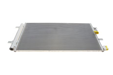 Радіатор, конденсор кондиціонера AUDI A6, VALEO (814370) - ефективне охолодження