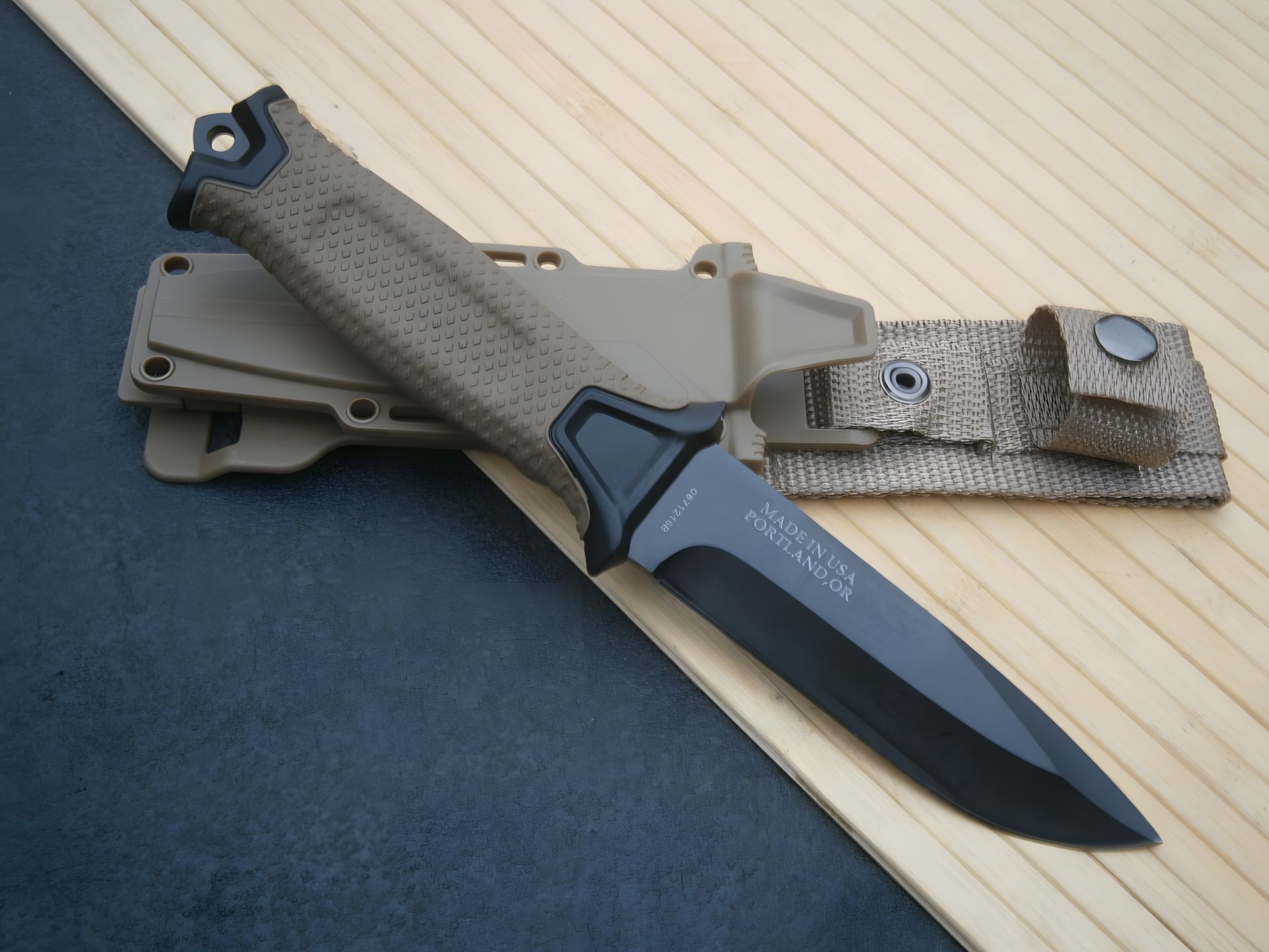 Нож фултанг Gerber Portland Oregon 24 см, койот, в чехле Нож фултанг Gerber Portland Oregon 24 см, койот, в чехле