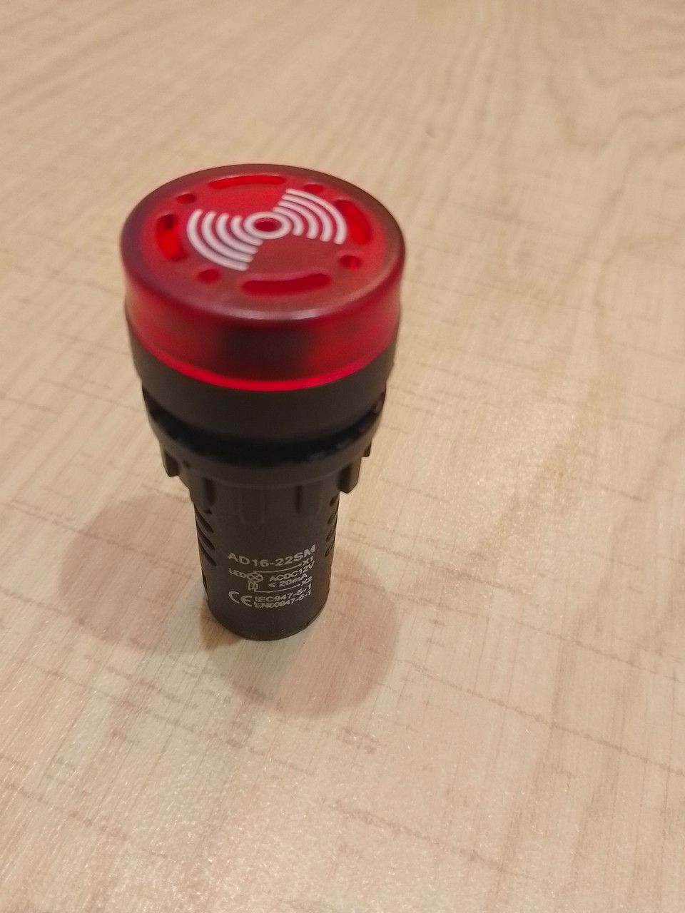 Звуковий сигналізатор зумер сигнальна лампа червона 12v Звуковий сигналізатор зумер сигнальна лампа червона 12v