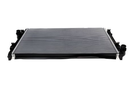 Радіатор охолодження для CUPRA FORMENTOR, VW GOLF, VALEO (735548)