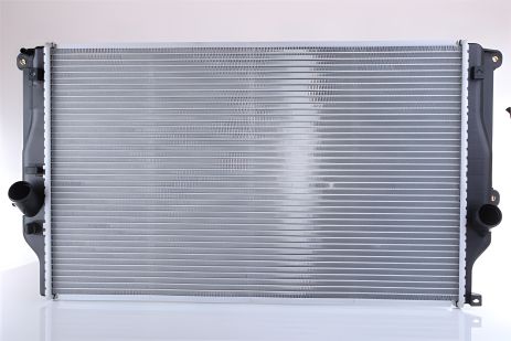 Радіатор охолодження для TOYOTA, NISSENS (64677A) Радіатор охолодження для TOYOTA, NISSENS (64677A)