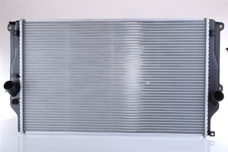 Радіатор охолодження для TOYOTA, NISSENS (64677A)