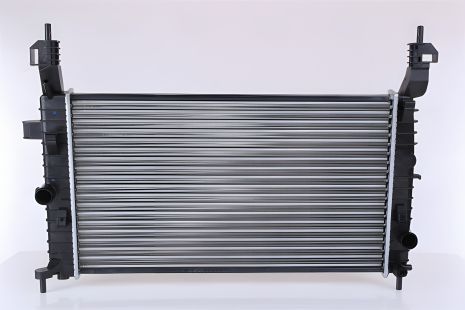 Радіатор системи охолодження OPEL MERIVA, VAUXHALL MERIVA, NISSENS (63087A)