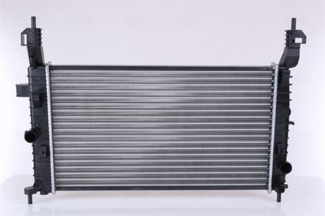 Радіатор охолодження OPEL MERIVA, VAUXHALL MERIVA, NISSENS (63087A) Радіатор охолодження OPEL MERIVA, VAUXHALL MERIVA, NISSENS (63087A)