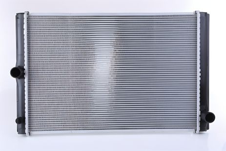 Радиатор охлаждения для TOYOTA AURIS, NISSENS (64691)