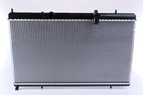Авторадіатор охолодження CITROËN C5, PEUGEOT 407, NISSENS (61271)