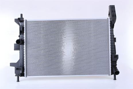 Охолоджувальний радіатор FORD TRANSIT, NISSENS (69238) Охолоджувальний радіатор FORD TRANSIT, NISSENS (69238)