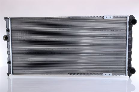 Охладительный радиатор для VW CADDY и SEAT CORDOBA, от NISSENS (652681) Охладительный радиатор для VW CADDY и SEAT CORDOBA, от NISSENS (652681)