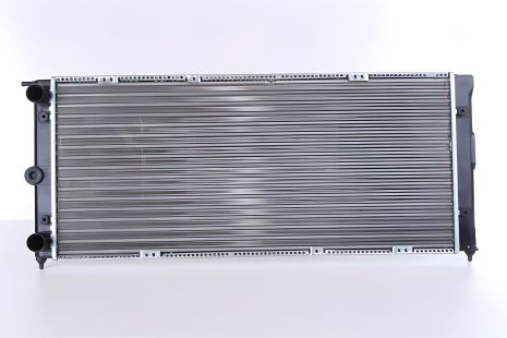 Радиатор охлаждения двигателя VW PASSAT, NISSENS (651911) Радиатор охлаждения двигателя VW PASSAT, NISSENS (651911)