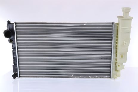 Радіатор охолодження Nissens 63528 для Peugeot 405 Радіатор охолодження Nissens 63528 для Peugeot 405