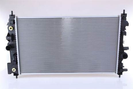 Охолоджувальний радіатор для CHEVROLET CRUZE, VAUXHALL ZAFIRA, NISSENS (630723) Охолоджувальний радіатор для CHEVROLET CRUZE, VAUXHALL ZAFIRA, NISSENS (630723)