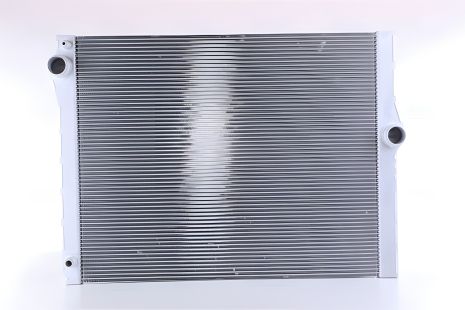 Радиатор охлаждения для BMW 7, ALPINA B7, NISSENS (60768)