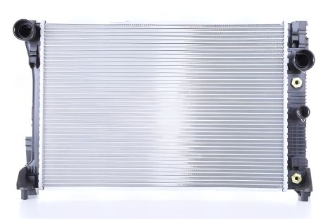 Радіатор охолодження для MERCEDES-BENZ E-CLASS, NISSENS (67168)