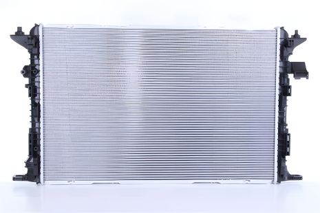 Радіатор охолодження для AUDI A8, NISSENS (60327)