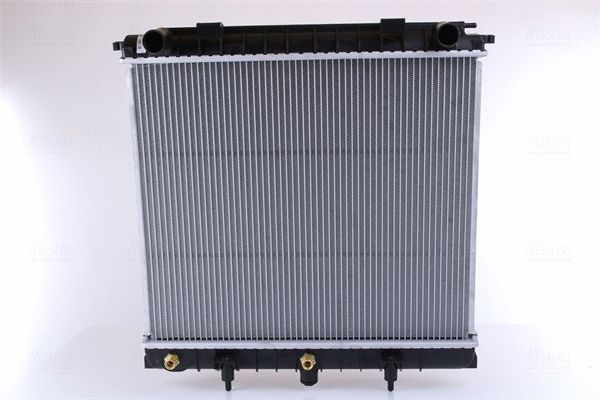 Радиатор охлаждения LAND ROVER, NISSENS (64309) Радиатор охлаждения LAND ROVER, NISSENS (64309)