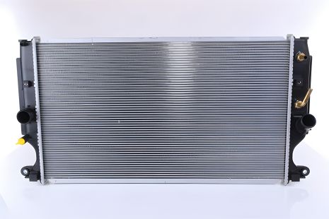 Охолоджувальний радіатор TOYOTA VERSO, NISSENS (646875) Охолоджувальний радіатор TOYOTA VERSO, NISSENS (646875)