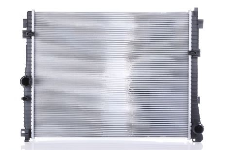 Радиатор охлаждения для BMW 4, NISSENS (606785) Радиатор охлаждения для BMW 4, NISSENS (606785)