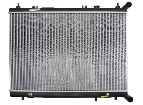 Охлаждающий радиатор NISSAN PATHFINDER, NISSENS (606308)