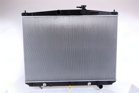 Охлаждающий радиатор 646923, NISSENS (646923)