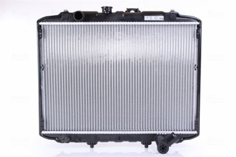 Радіатор охолодження HYUNDAI H100, NISSENS (67015) Радіатор охолодження HYUNDAI H100, NISSENS (67015)
