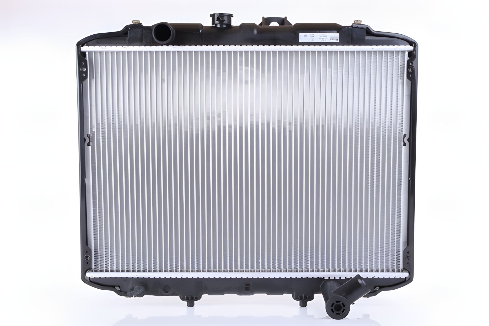 Радіатор охолодження для HYUNDAI H100, NISSENS 67015 Радіатор охолодження для HYUNDAI H100, NISSENS 67015