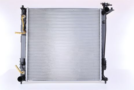 Охлаждающий радиатор для KIA SPORTAGE, HYUNDAI ix35 от NISSENS (67516)