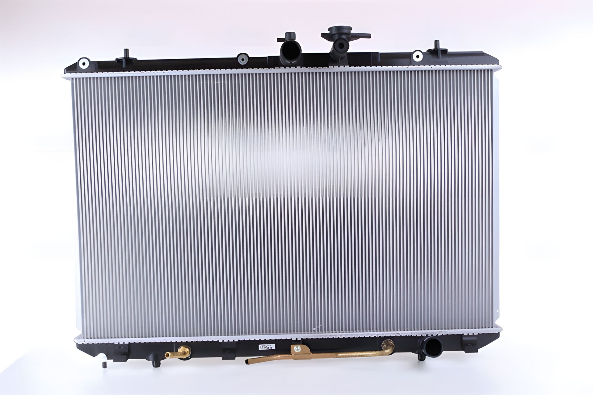 Охолоджувальний радіатор для TOYOTA HIGHLANDER від NISSENS 646927 Охолоджувальний радіатор для TOYOTA HIGHLANDER від NISSENS 646927