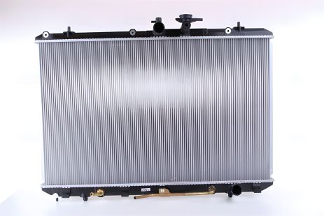 Охолоджувальний радіатор для TOYOTA HIGHLANDER від NISSENS 646927 Охолоджувальний радіатор для TOYOTA HIGHLANDER від NISSENS 646927
