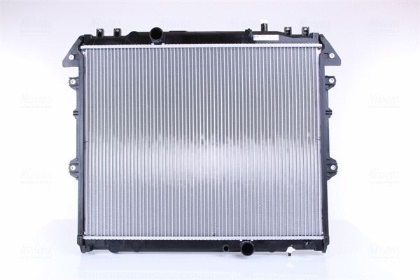 Радіатор охолодження TOYOTA HILUX, NISSENS (646807) Радіатор охолодження TOYOTA HILUX, NISSENS (646807)