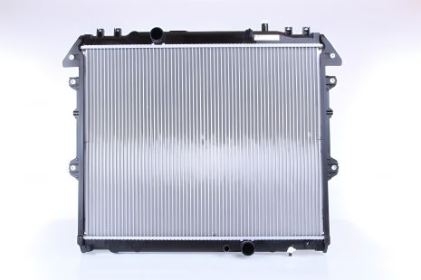 Охолоджуючий радіатор TOYOTA HILUX, NISSENS (646807)
