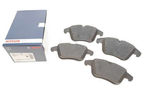 Комплект гальмівних колодок, дискове гальмо JAGUAR XE від BOSCH (0986494830) Комплект гальмівних колодок, дискове гальмо JAGUAR XE від BOSCH (0986494830)