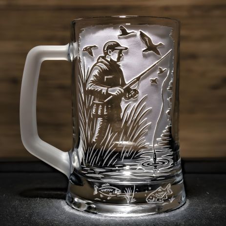 Гравированный пивной бокал Момент поклевки - оригинальный подарок рыболову