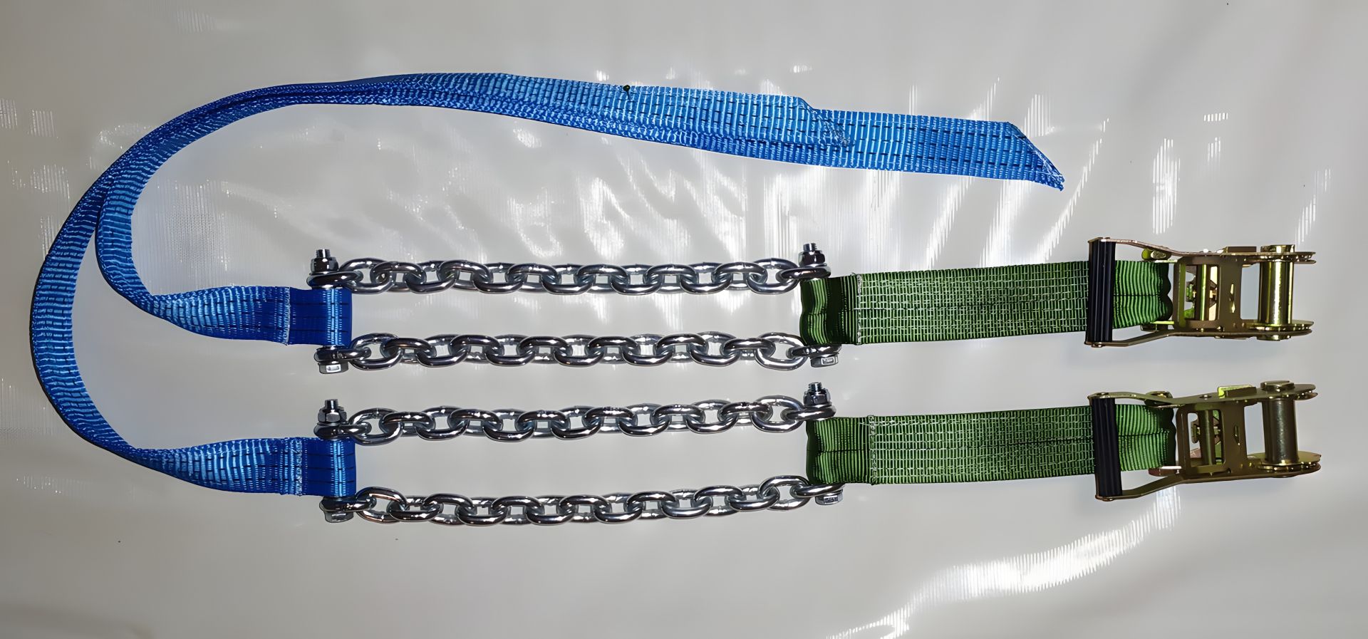 Протиковзні ланцюги браслети для вантажівок 5т,7т,10т (2 шт.) Протиковзні ланцюги браслети для вантажівок 5т,7т,10т (2 шт.)