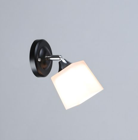 Настінне бра Sirius B N6106/1W BK+CR з поворотнім механізмом