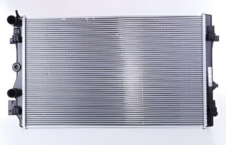 Охлаждающий радиатор для AUDI A1, VW POLO, NISSENS (65293) Охлаждающий радиатор для AUDI A1, VW POLO, NISSENS (65293)