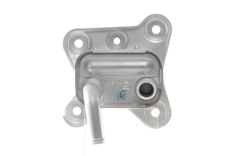 Масляный радиатор для Ford Transit 1.8D 98-13 от MAHLE/KNECHT (CLC137000S) Масляный радиатор для Ford Transit 1.8D 98-13 от MAHLE/KNECHT (CLC137000S)