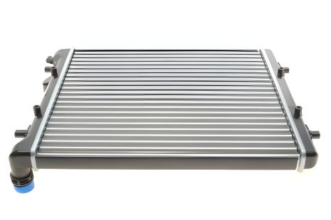 Автомобильный радиатор для Golf IV/Octavia/Bora 96-05 1.4/1.6, MAHLE/KNECHT (CR367000S)