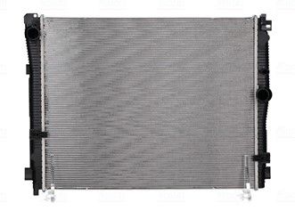 Радиатор охлаждения BMW 4, NISSENS (606783) Радиатор охлаждения BMW 4, NISSENS (606783)
