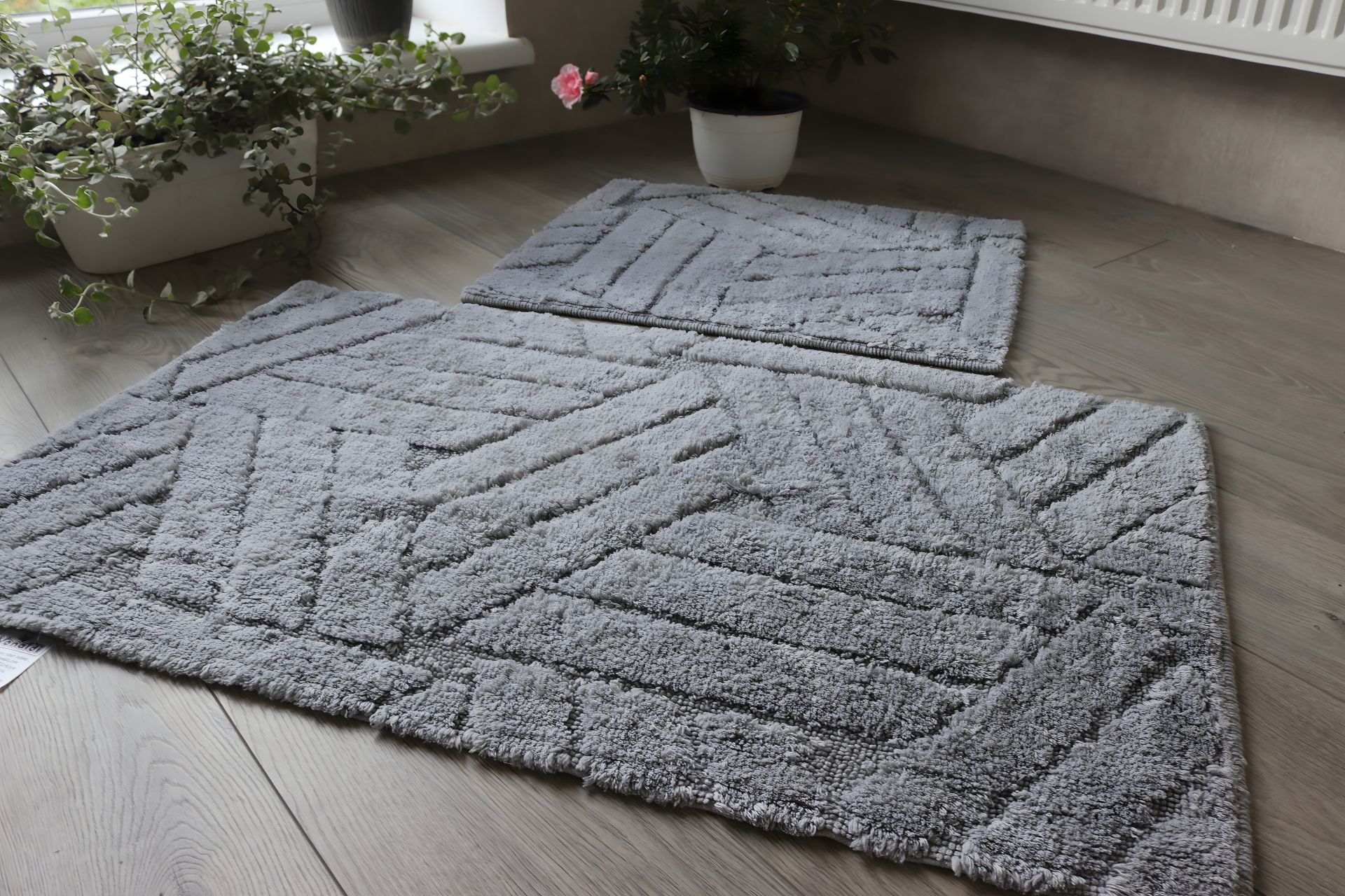 Комплект килимків для ванної Vonaldy Elite 2917/grey (60x100 50x60 см) Комплект килимків для ванної Vonaldy Elite 2917/grey (60x100 50x60 см)