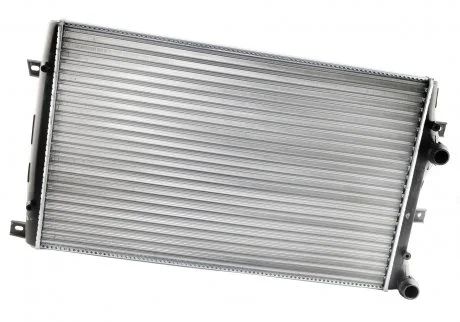Радиатор охлаждения SEAT ALTEA, AUDI TT, ASAM (32197)
