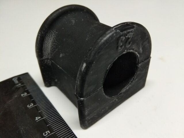 Втулка стабилизатора переднего Camry, Тойота (4881533090) d23 мм (48815-33090) Втулка стабилизатора переднего Camry, Тойота (4881533090) d23 мм (48815-33090)