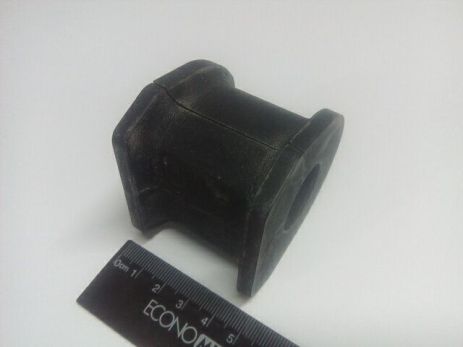 Втулка стабілізатора переднього L200, MITSUBISHI (MR992317)