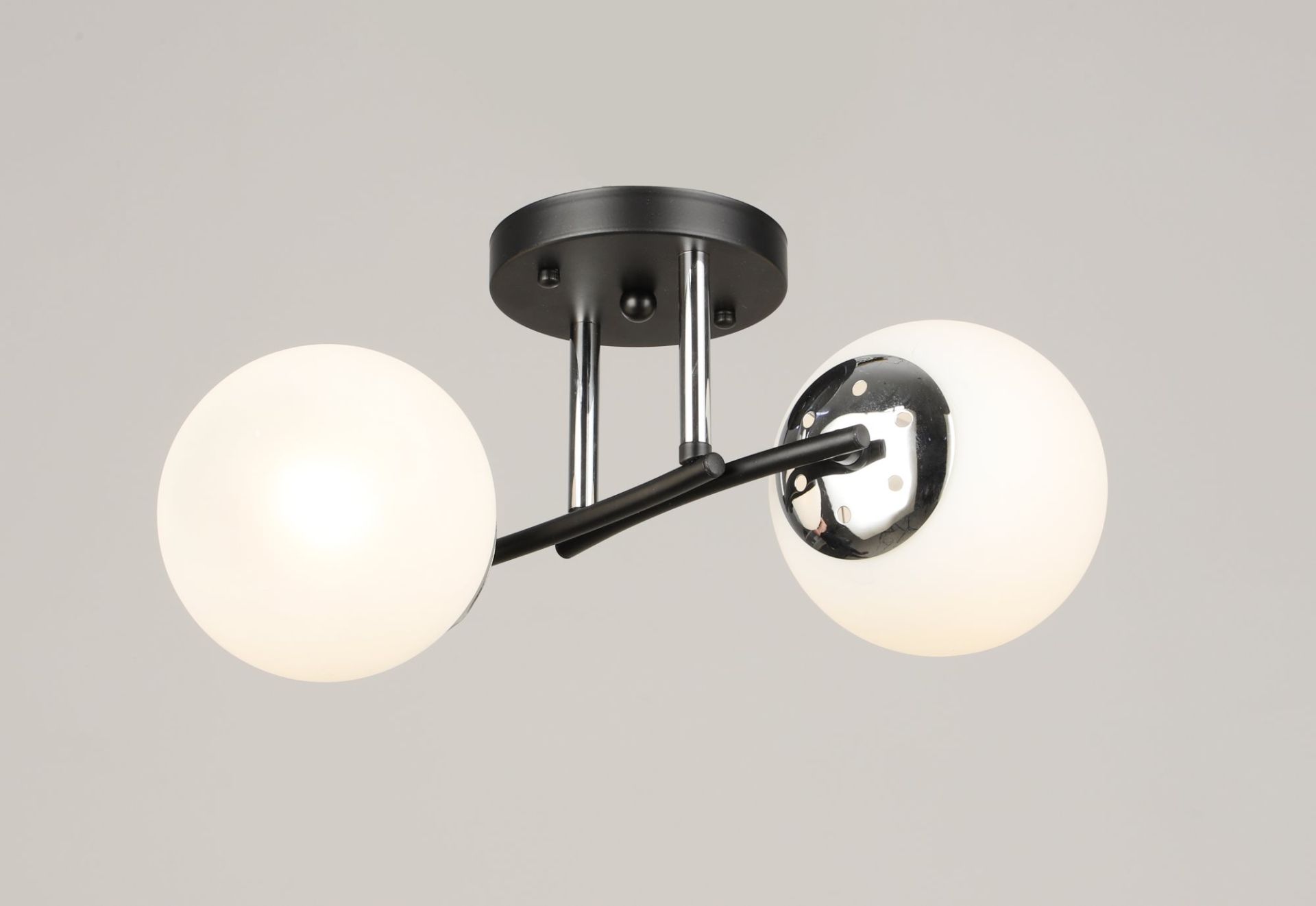 Люстра стельова на 2 плафони VALESO K2318/2 чорний+хром E27 Люстра стельова на 2 плафони VALESO K2318/2 чорний+хром E27