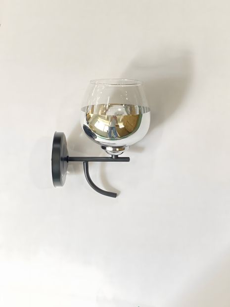 Стильное бра VALESO B-6978A/1 (Черный+Хром)