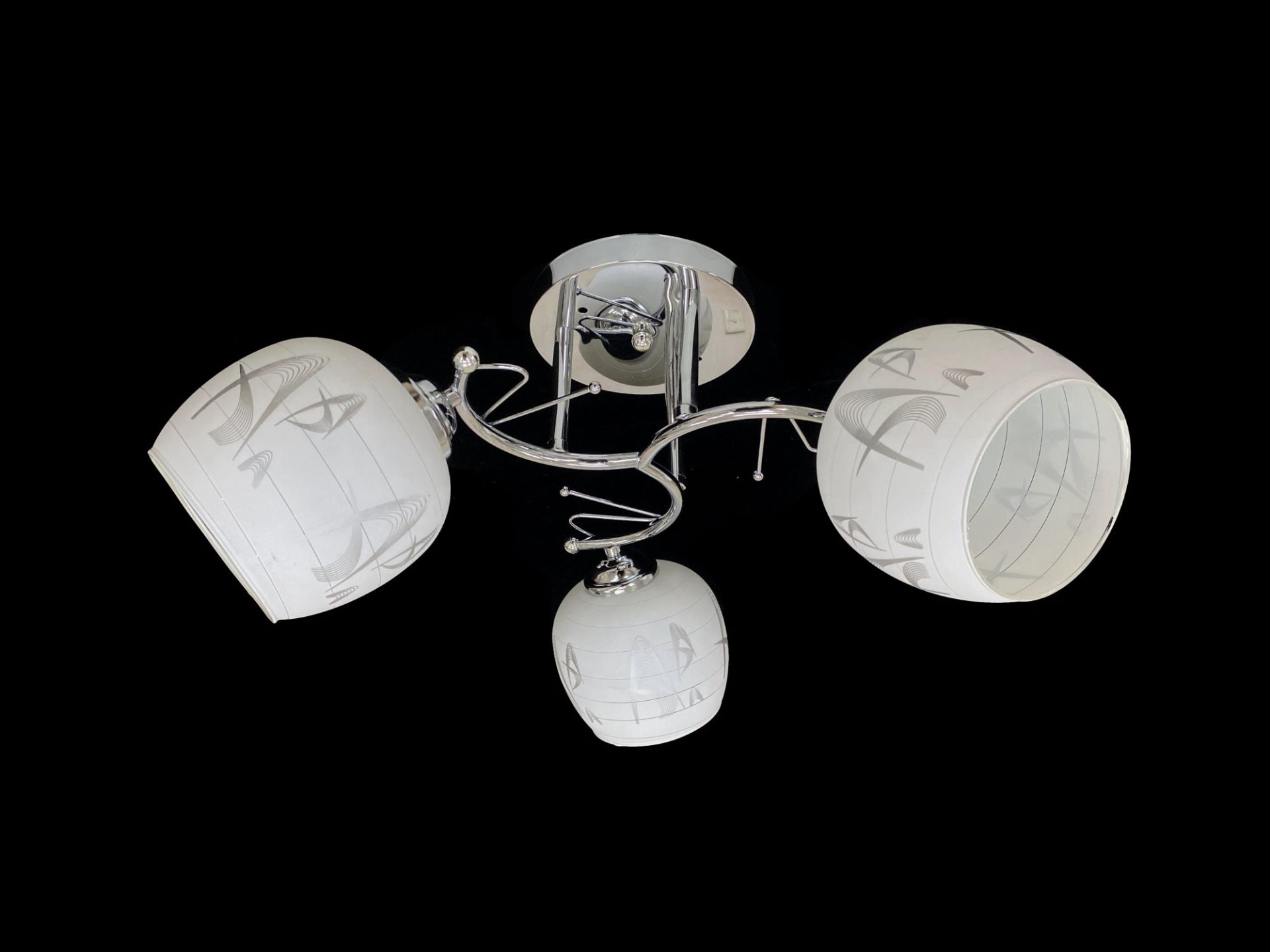 Люстра на три плафона 9509F/3 хром Люстра на три плафона 9509F/3 хром